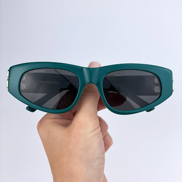 Balenciaga BB0095S 005 BRAND NEW Sunglasses Green Gold Logo Grey Cat Eye Unisex main image 5